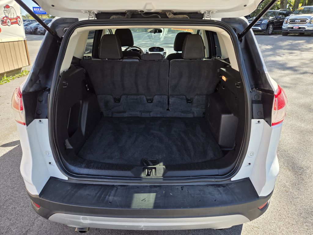 Photo 8 of this FORD ESCAPE