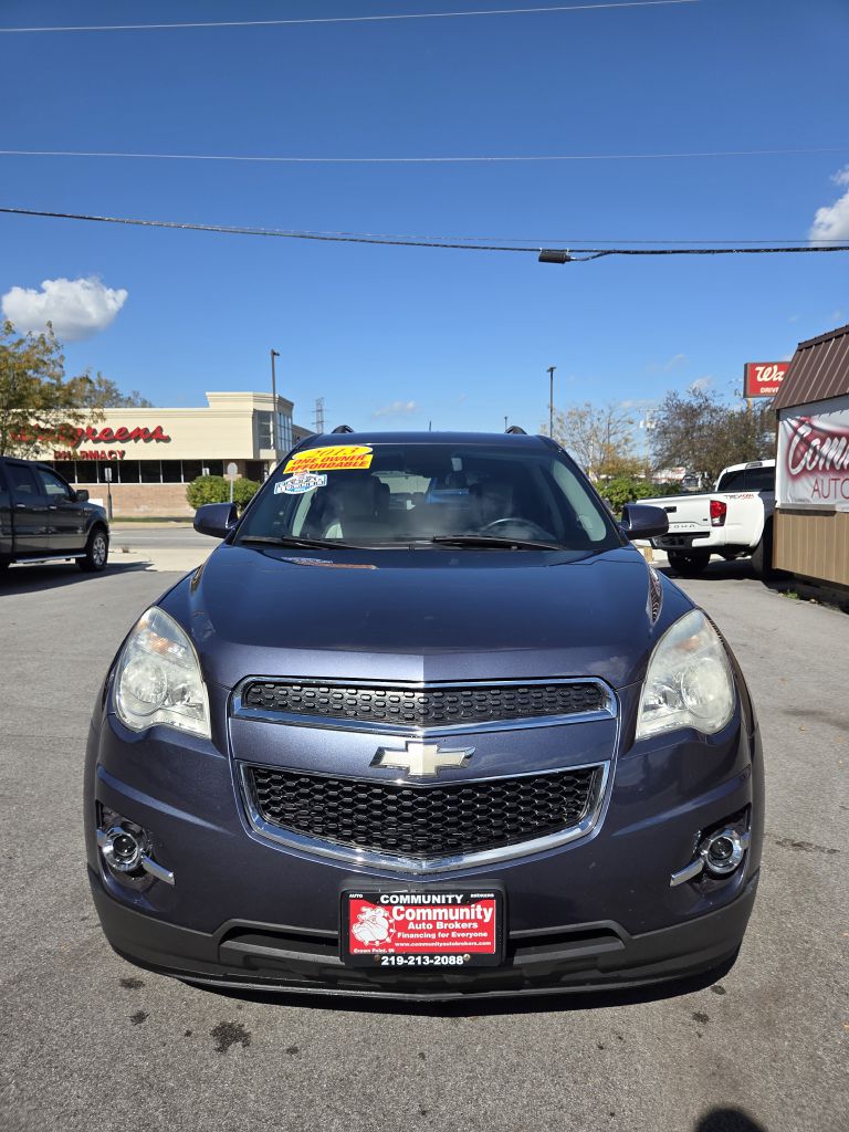 Photo 2 of this CHEVROLET EQUINOX