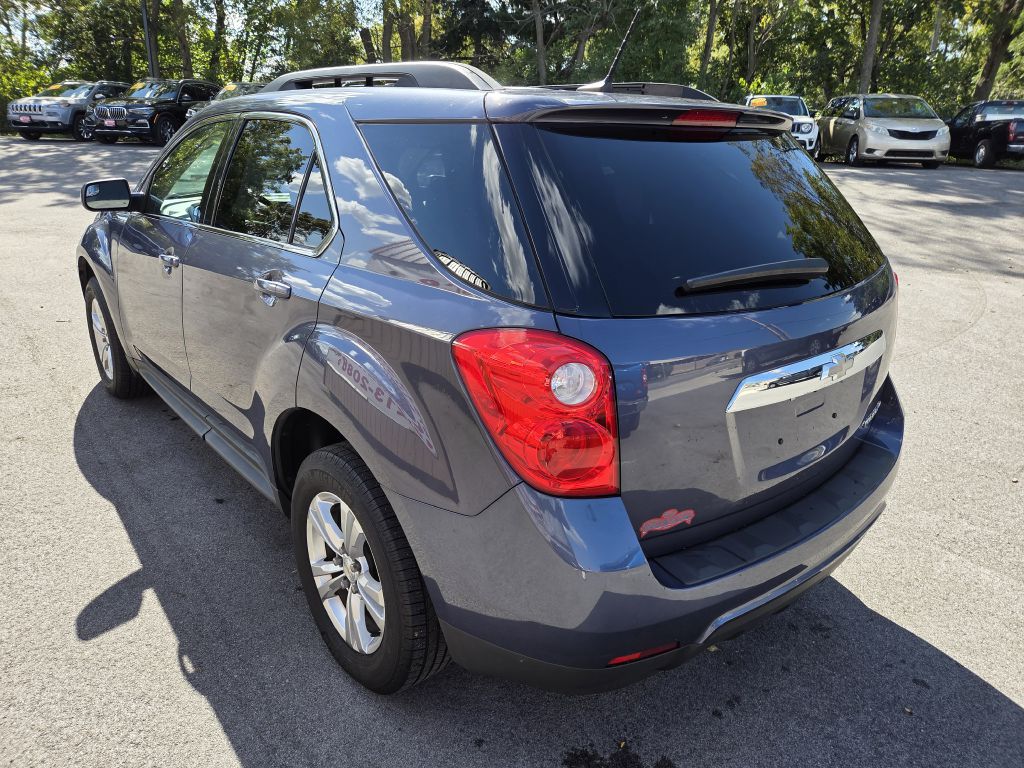 Photo 5 of this CHEVROLET EQUINOX