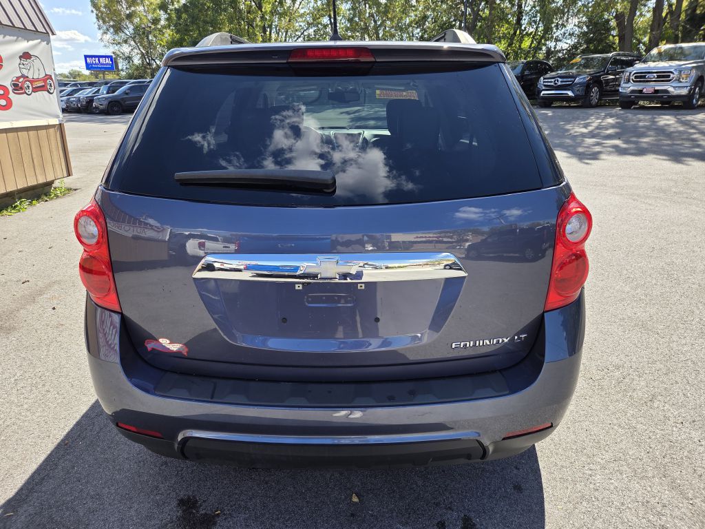 Photo 7 of this CHEVROLET EQUINOX