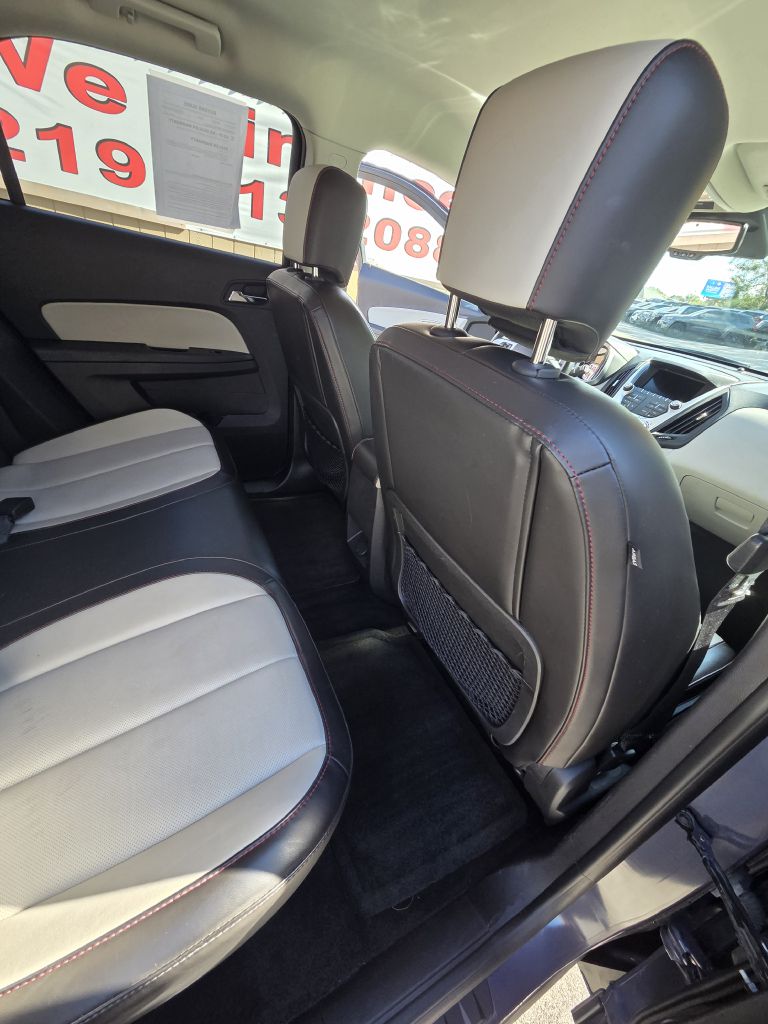 Photo 17 of this CHEVROLET EQUINOX