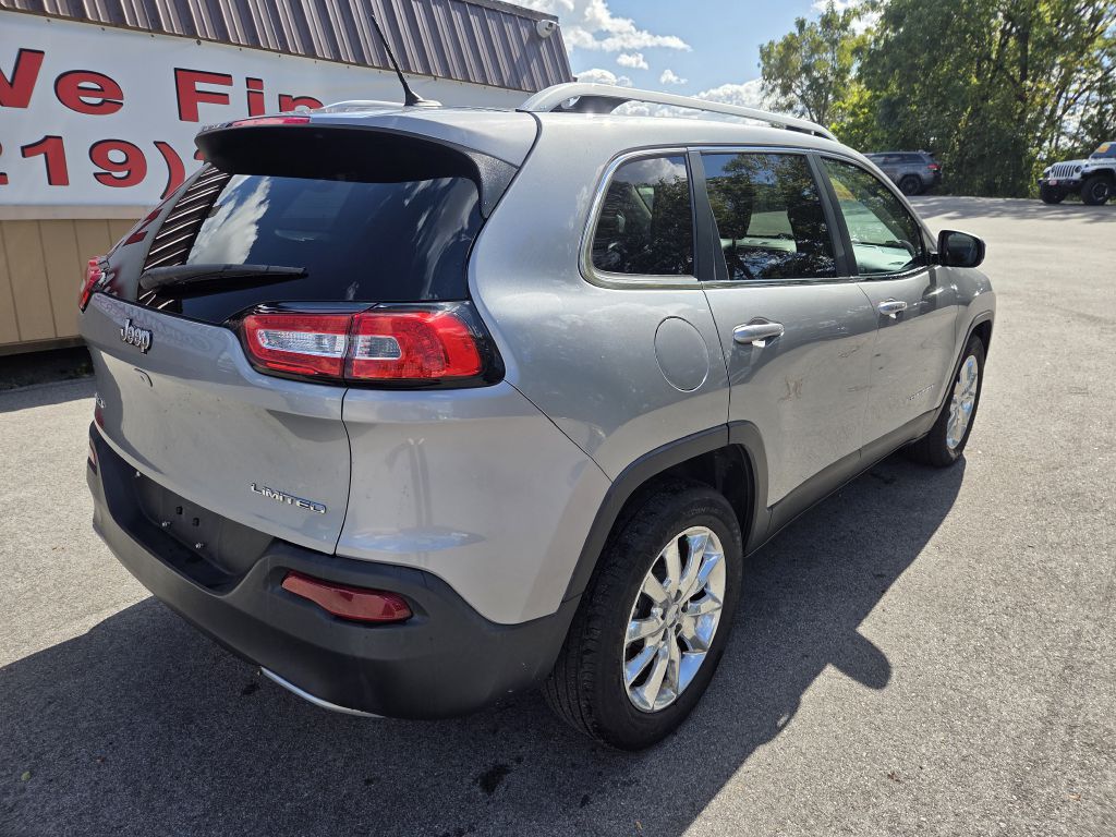 Photo 6 of this JEEP CHEROKEE
