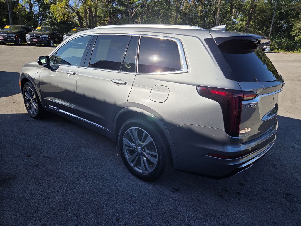 Photo 5 of this CADILLAC XT6