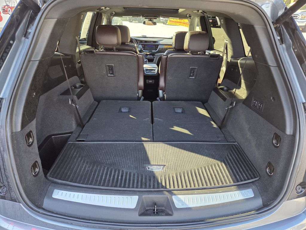 Photo 9 of this CADILLAC XT6