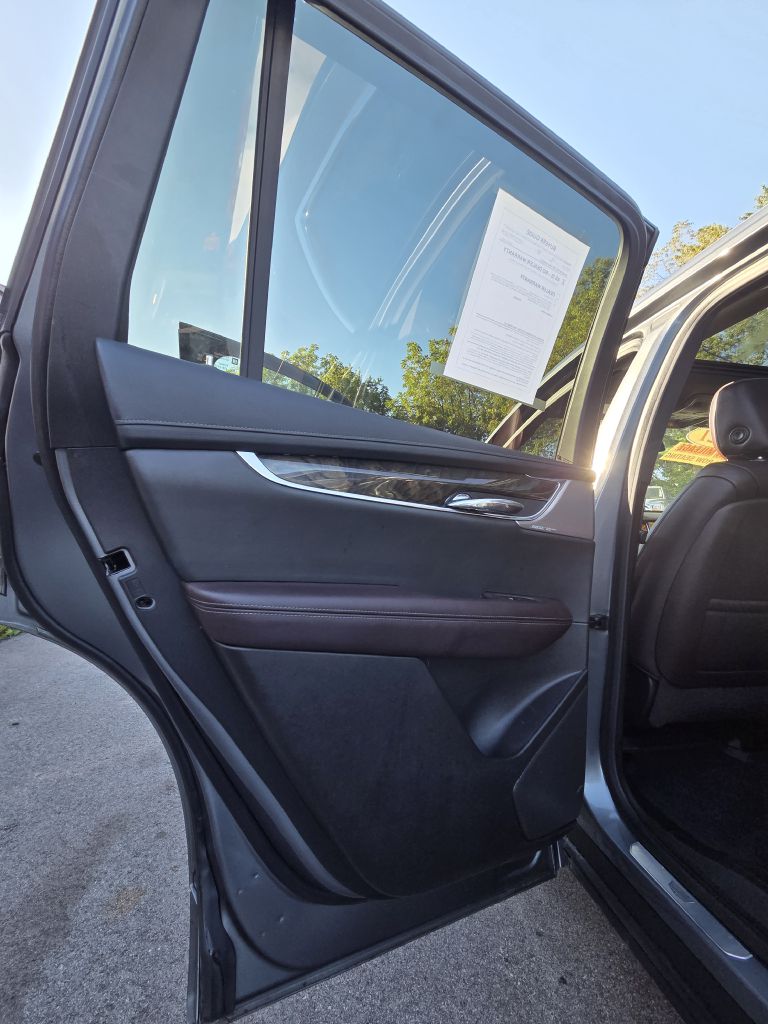 Photo 14 of this CADILLAC XT6