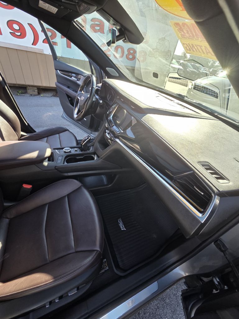 Photo 22 of this CADILLAC XT6