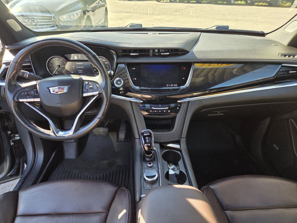 Photo 24 of this CADILLAC XT6