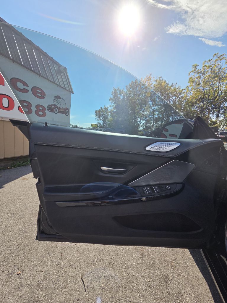 Photo 8 of this BMW 650