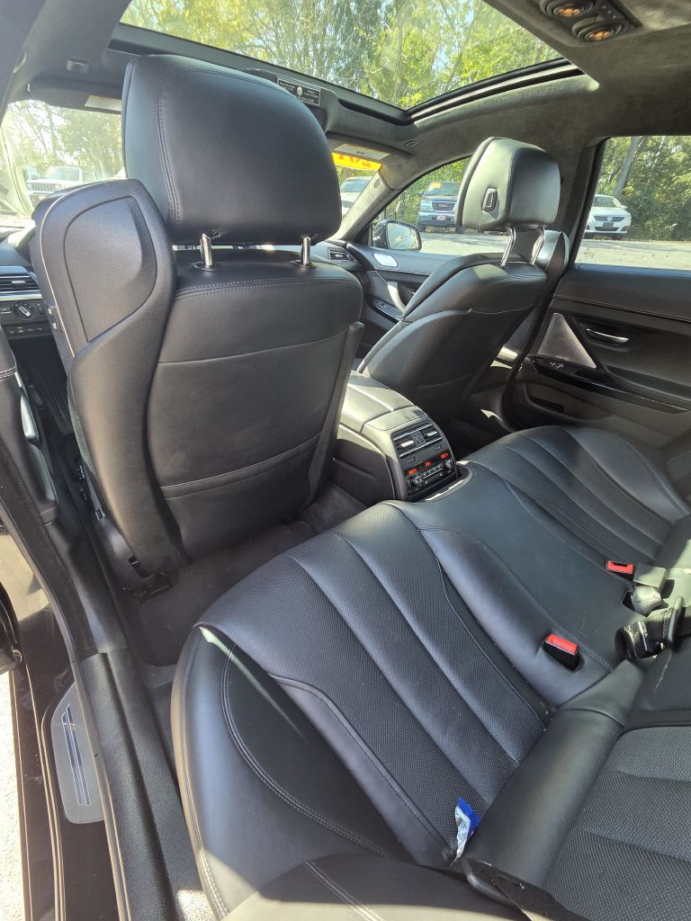 Photo 13 of this BMW 650