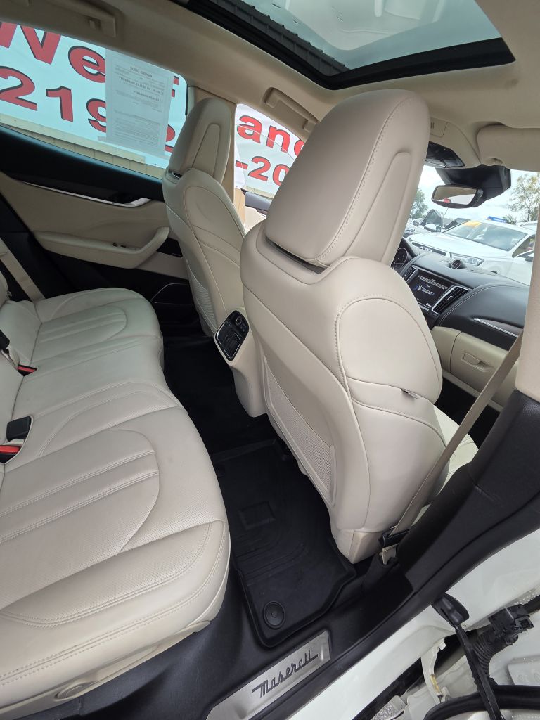 Photo 17 of this MASERATI LEVANTE