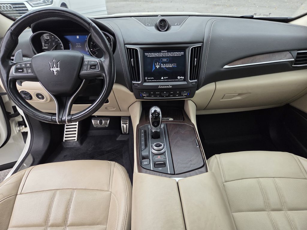 Photo 22 of this MASERATI LEVANTE
