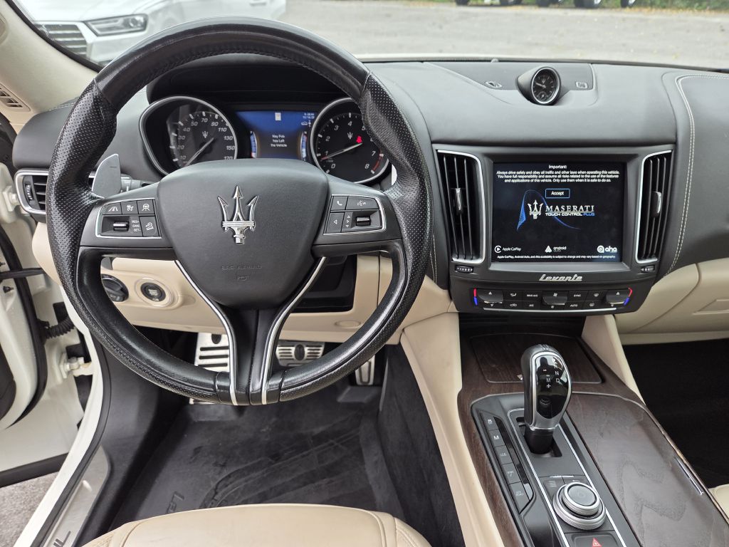 Photo 23 of this MASERATI LEVANTE
