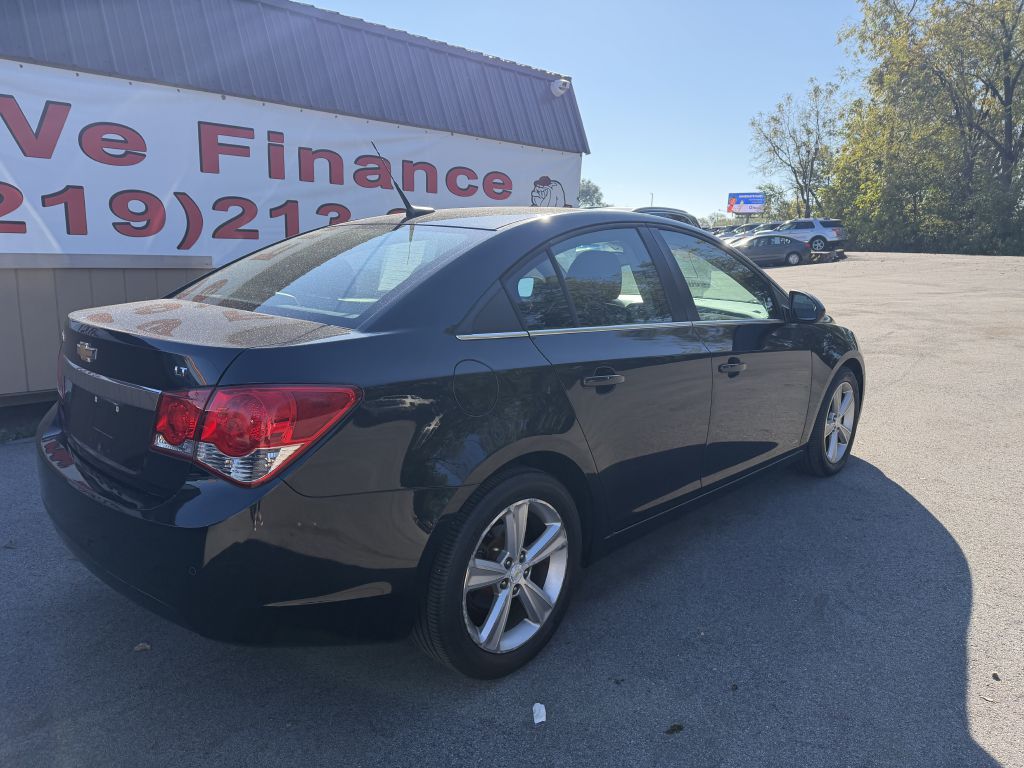 Photo 7 of this CHEVROLET CRUZE