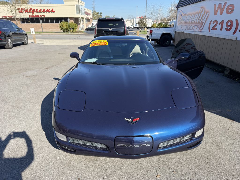 Photo 3 of this CHEVROLET CORVETTE