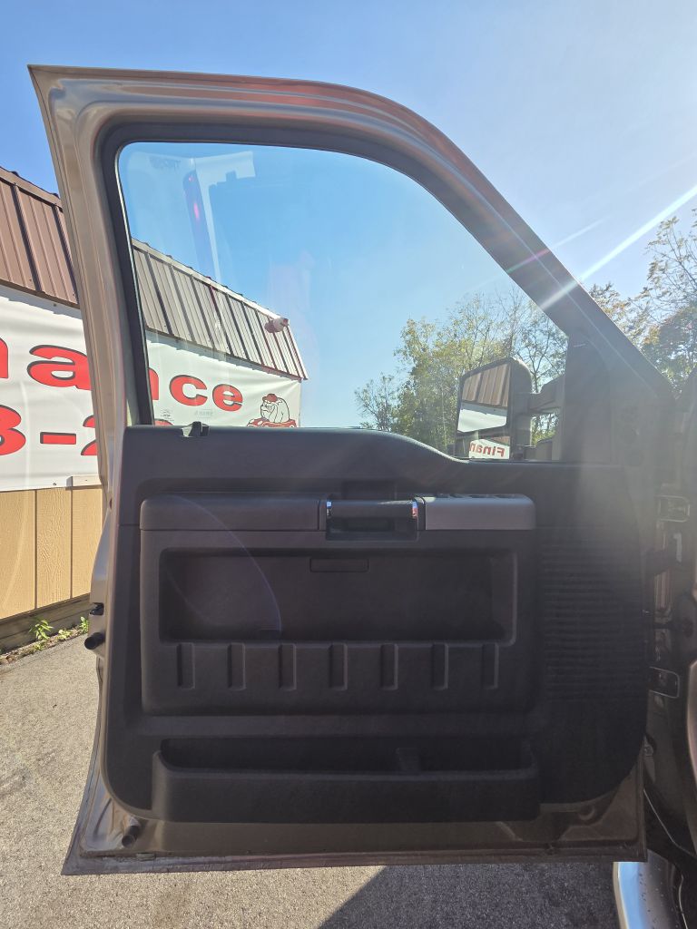 Photo 7 of this FORD F250