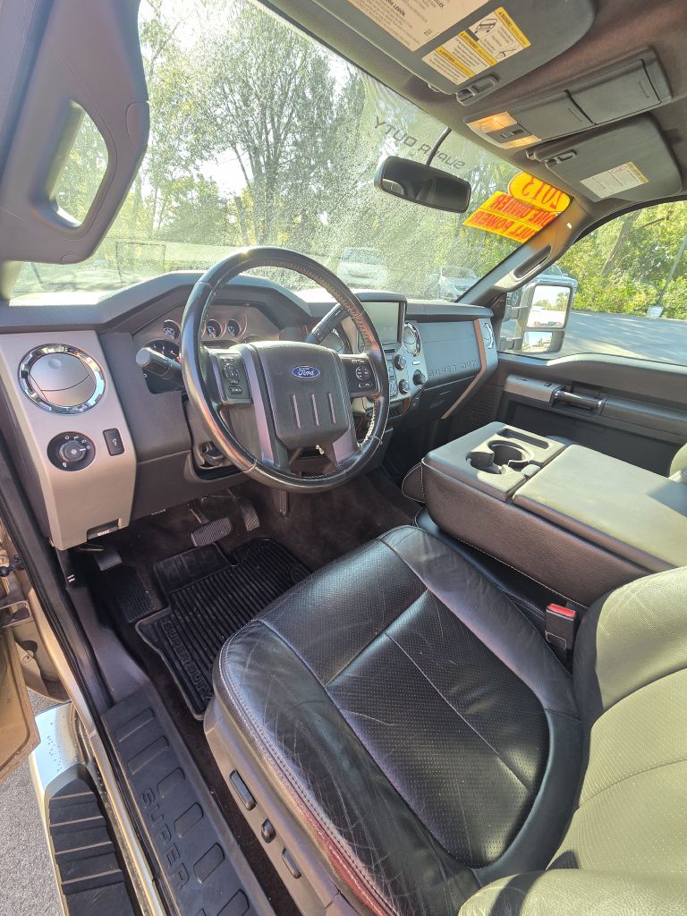 Photo 8 of this FORD F250