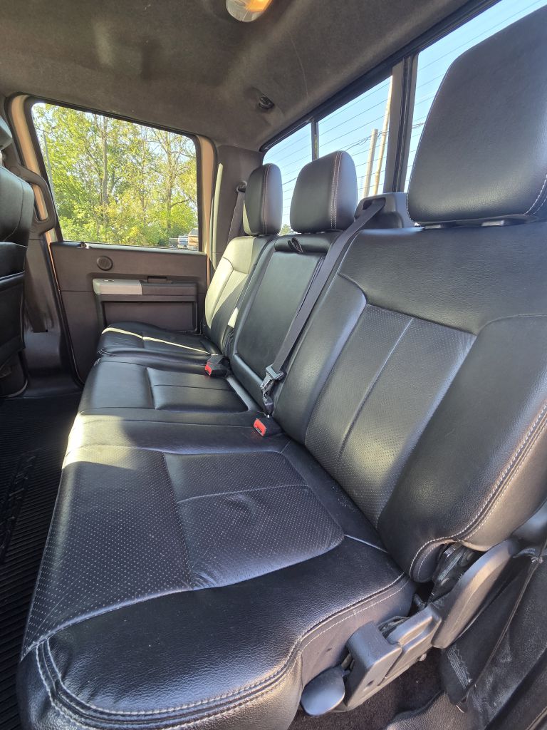 Photo 13 of this FORD F250
