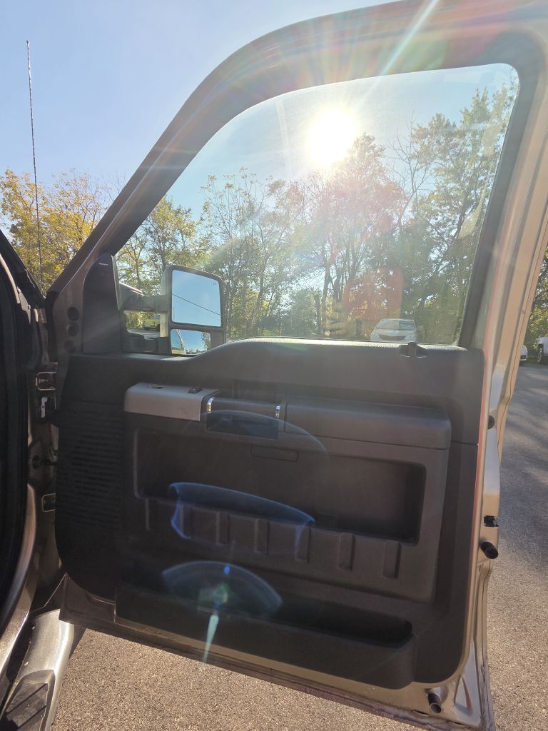 Photo 17 of this FORD F250