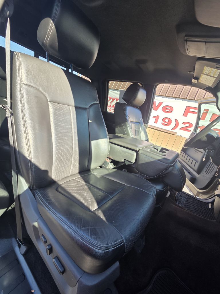 Photo 19 of this FORD F250