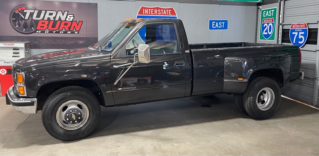 Photo 3 of this CHEVROLET C/K 3500 SERIES