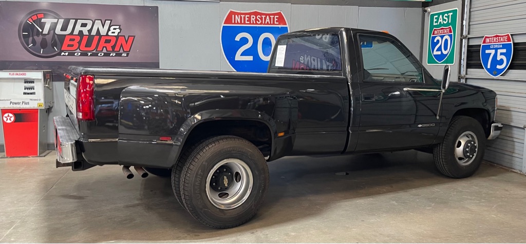 Photo 5 of this CHEVROLET C/K 3500 SERIES
