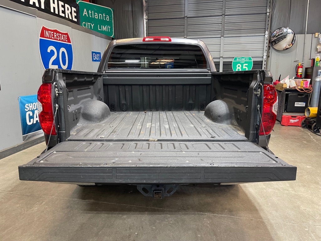 Photo 7 of this TOYOTA TUNDRA