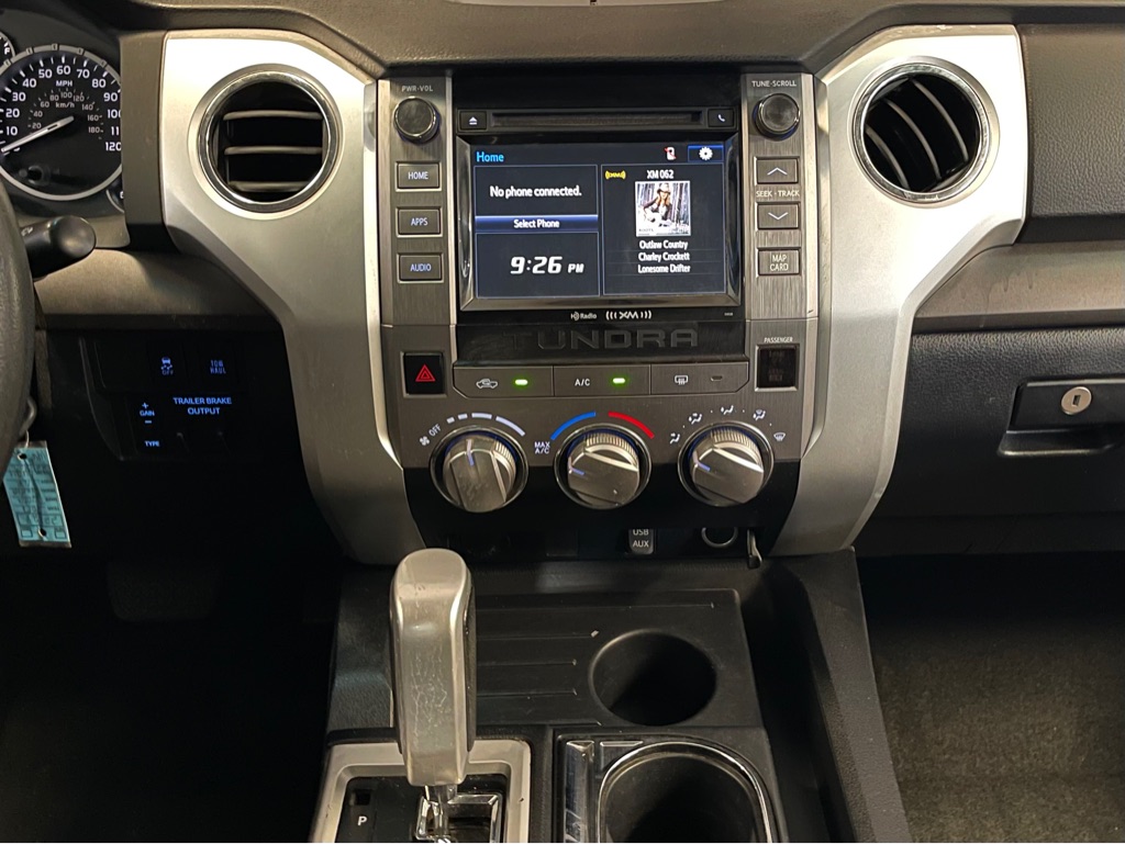 Photo 13 of this TOYOTA TUNDRA