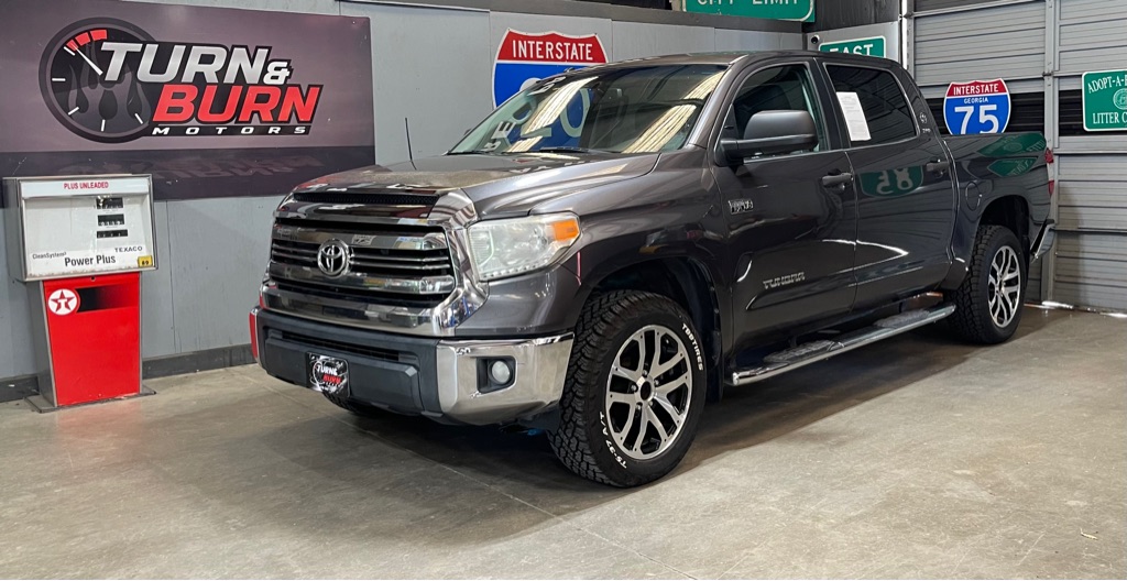 2017 TOYOTA TUNDRA
