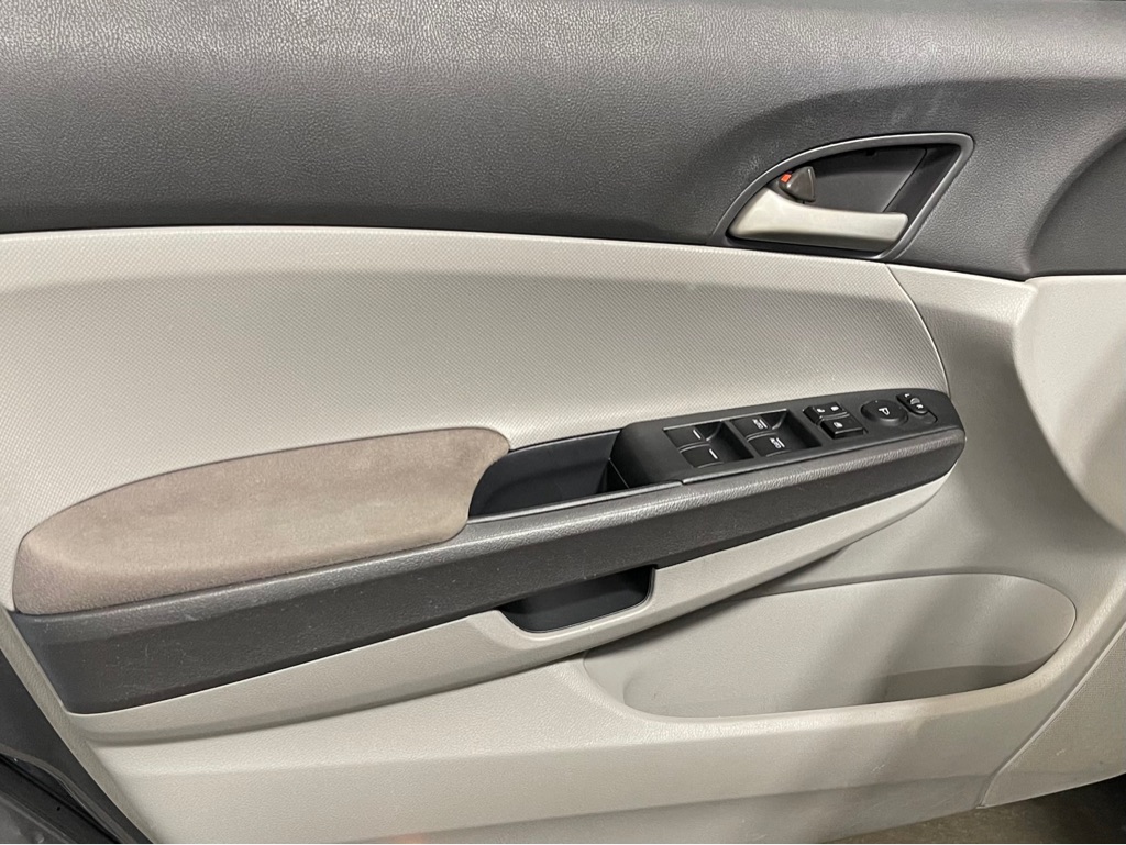 Photo 9 of this HONDA ACCORD