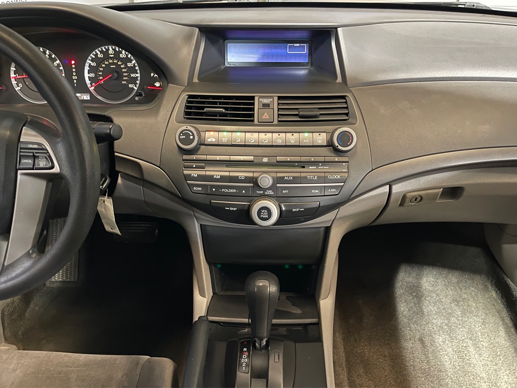 Photo 13 of this HONDA ACCORD