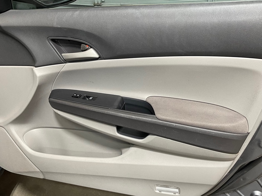 Photo 16 of this HONDA ACCORD