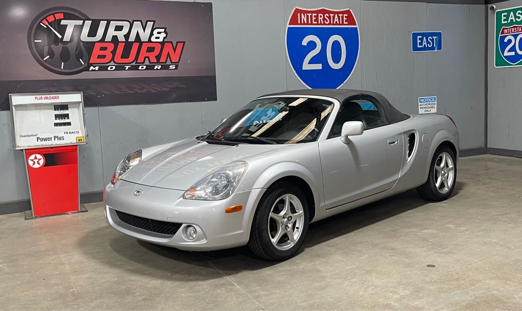 2003 TOYOTA MR2 SPYDER