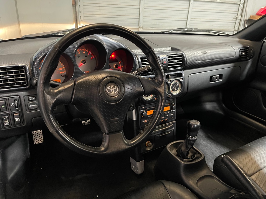 Photo 11 of this TOYOTA MR2 SPYDER