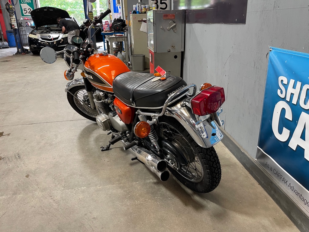 Photo 4 of this HONDA CB550K