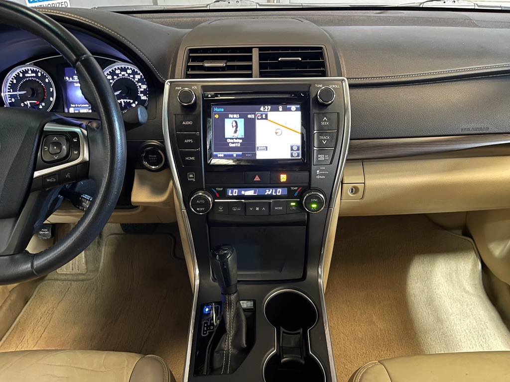 Photo 13 of this TOYOTA CAMRY