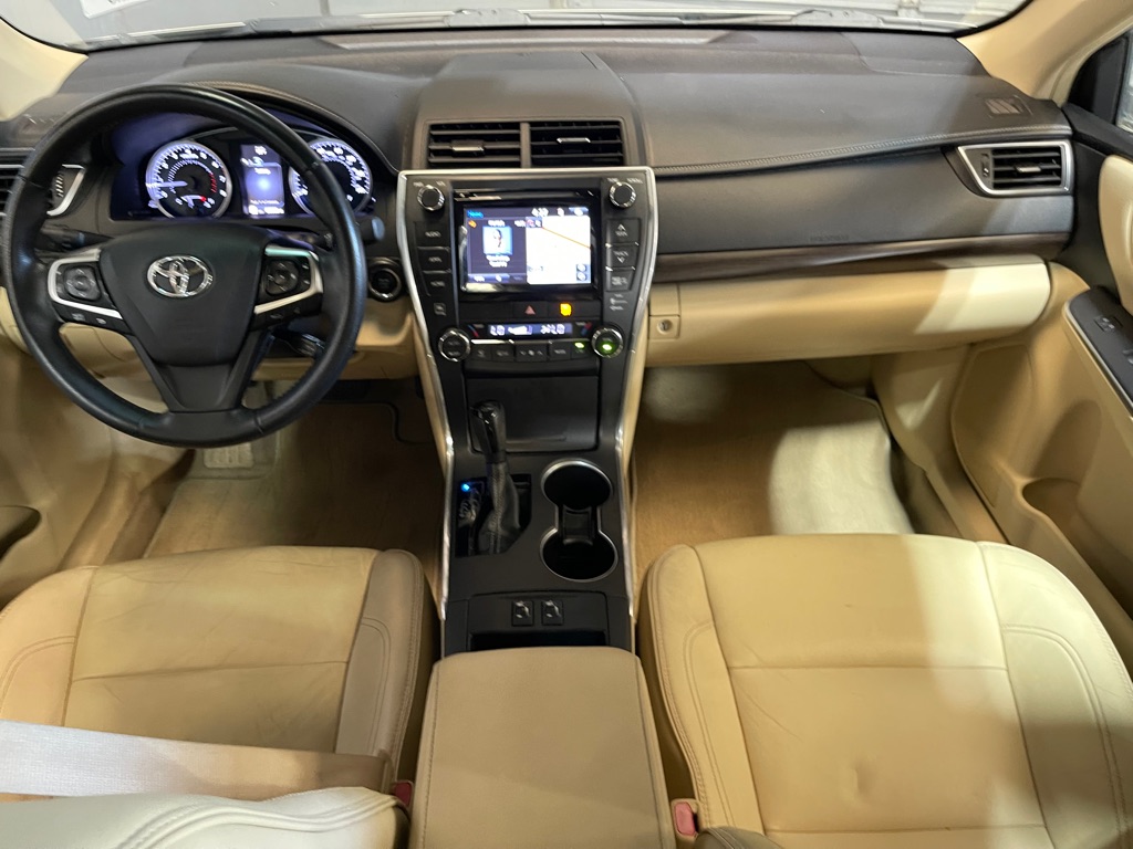 Photo 15 of this TOYOTA CAMRY