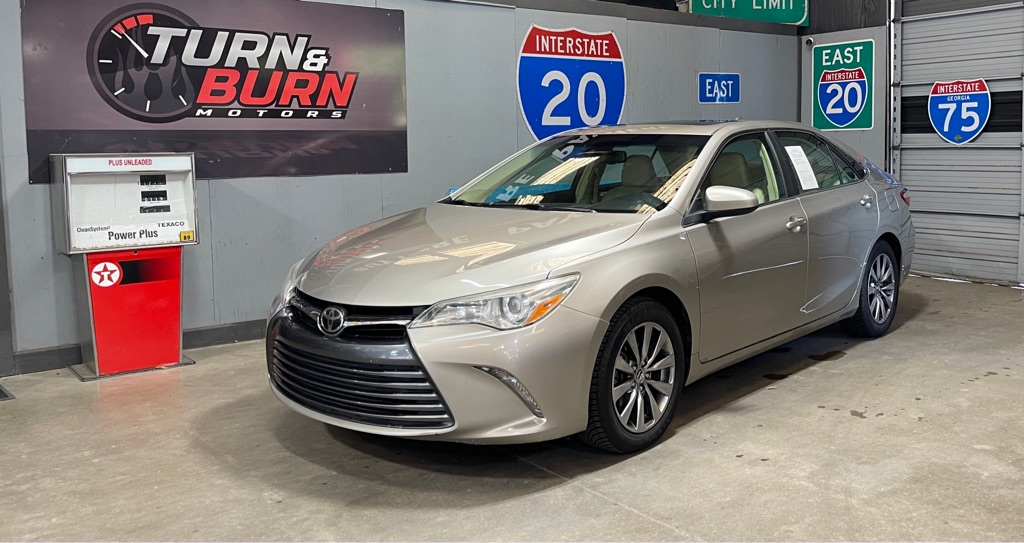 2015 TOYOTA CAMRY