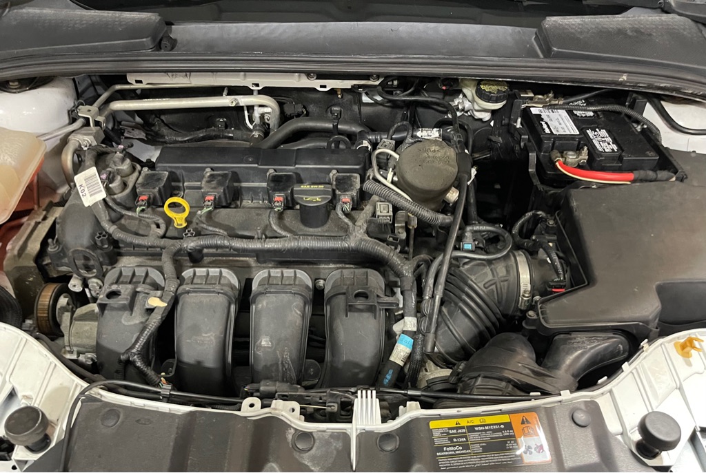 Photo 8 of this FORD FOCUS