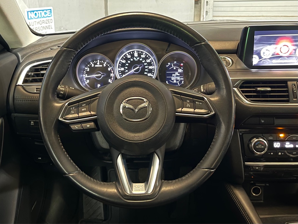 Photo 12 of this MAZDA MAZDA6