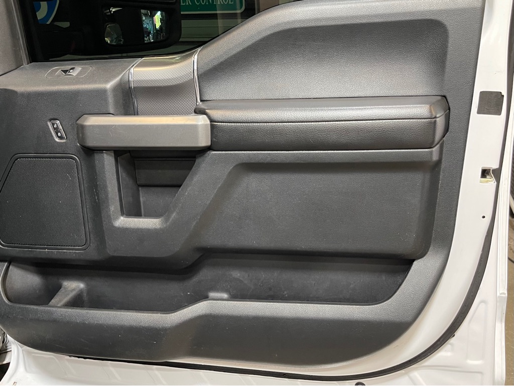 Photo 16 of this FORD F-150