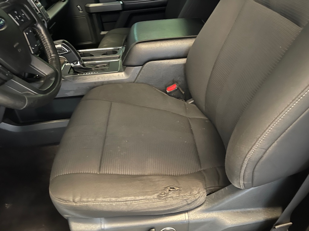 Photo 10 of this FORD F-150