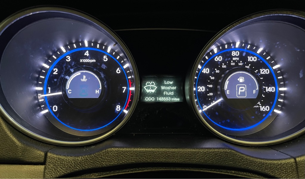 Photo 11 of this HYUNDAI SONATA