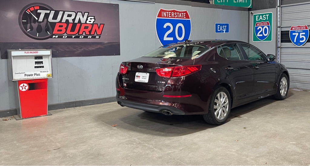 Photo 4 of this KIA OPTIMA