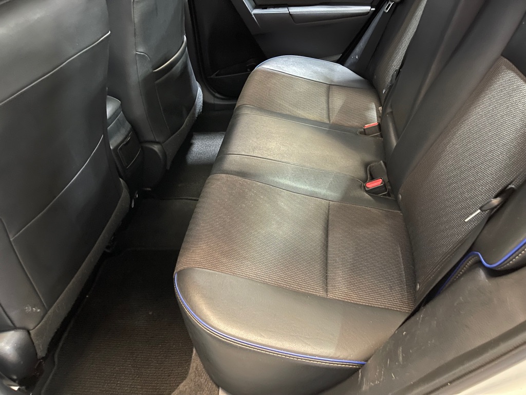 Photo 18 of this TOYOTA COROLLA