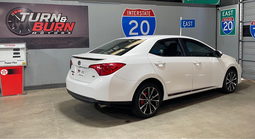Photo 5 of this TOYOTA COROLLA