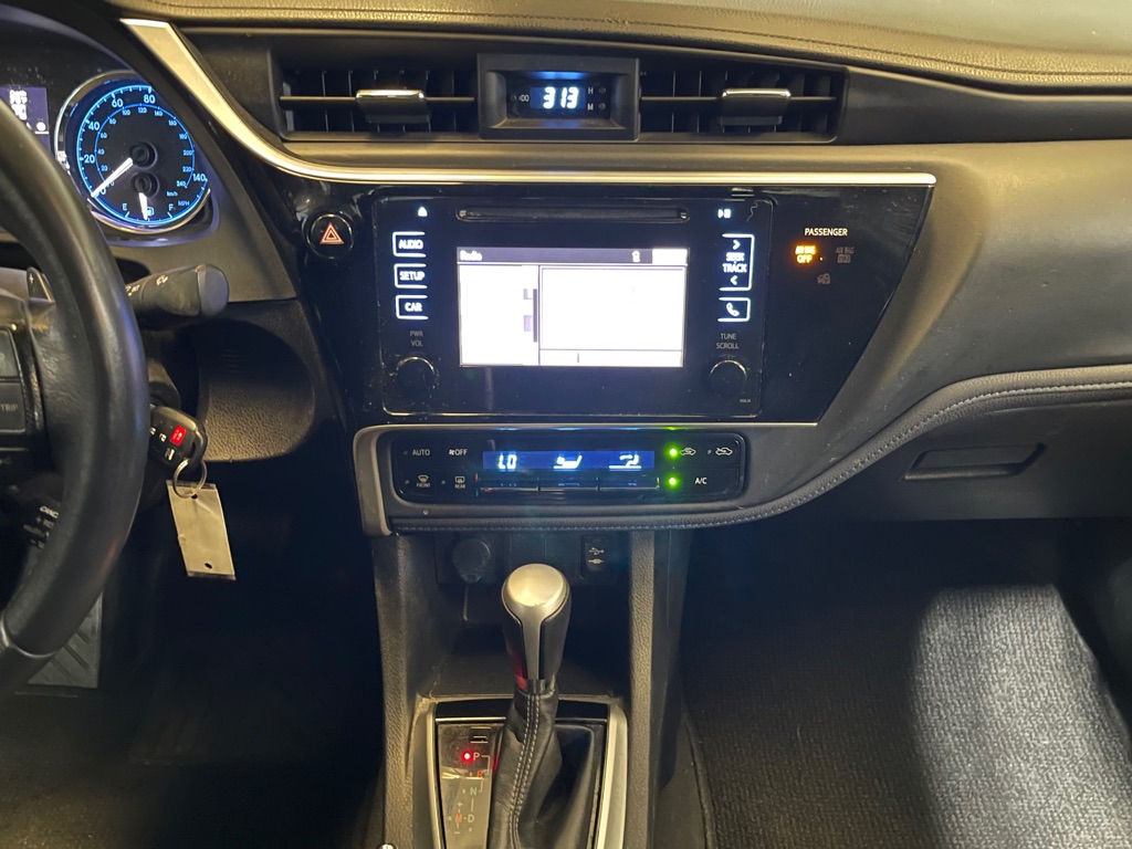 Photo 13 of this TOYOTA COROLLA