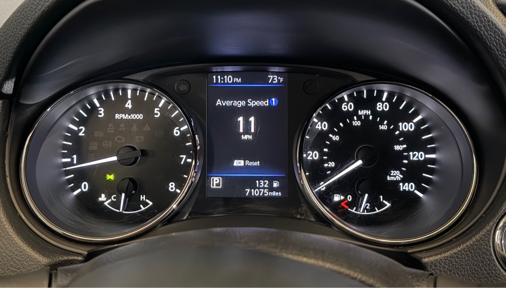 Photo 11 of this NISSAN ROGUE