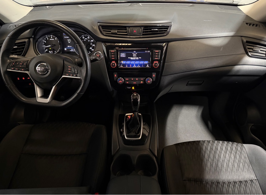 Photo 15 of this NISSAN ROGUE