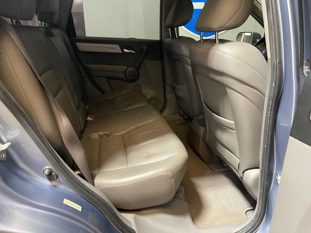 Photo 18 of this HONDA CR-V