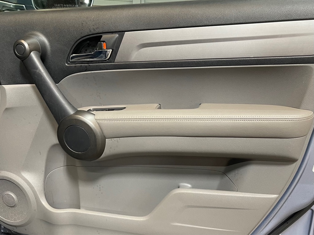 Photo 15 of this HONDA CR-V